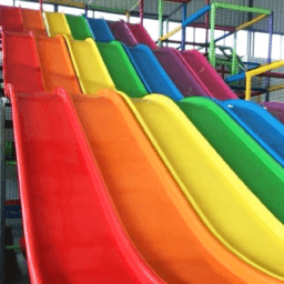 Biggest Indoor Playground World Fun Waterpark Roblox game icon